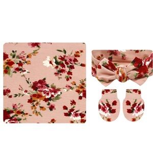 *SOLD* Lou Lou Layla newborn headband bundle